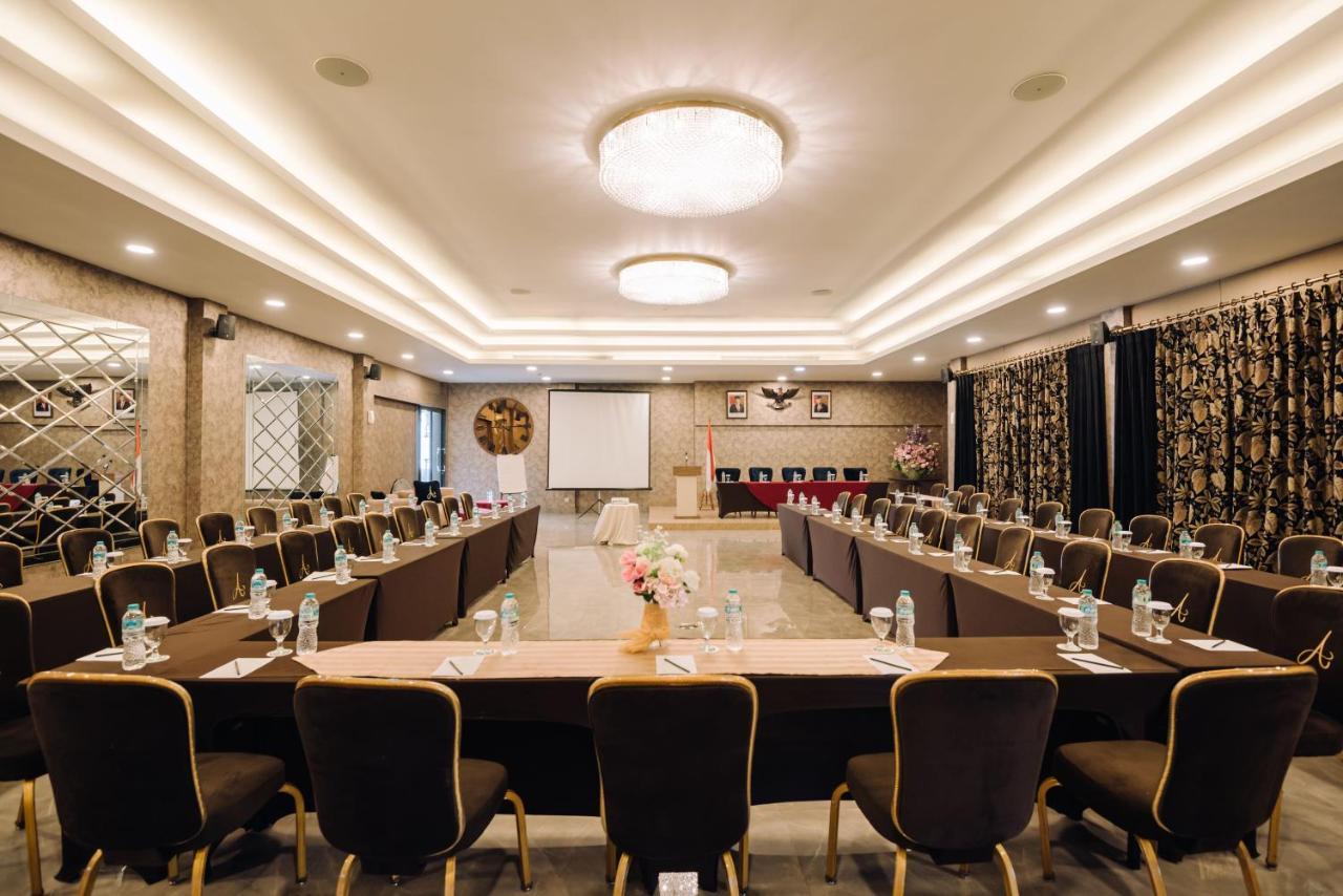 Amaroossa Grande Hotel เบกาซิ ภายนอก รูปภาพ