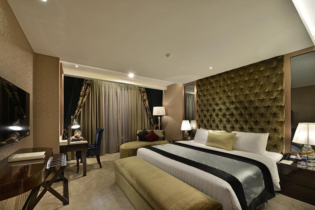 Amaroossa Grande Hotel เบกาซิ ภายนอก รูปภาพ