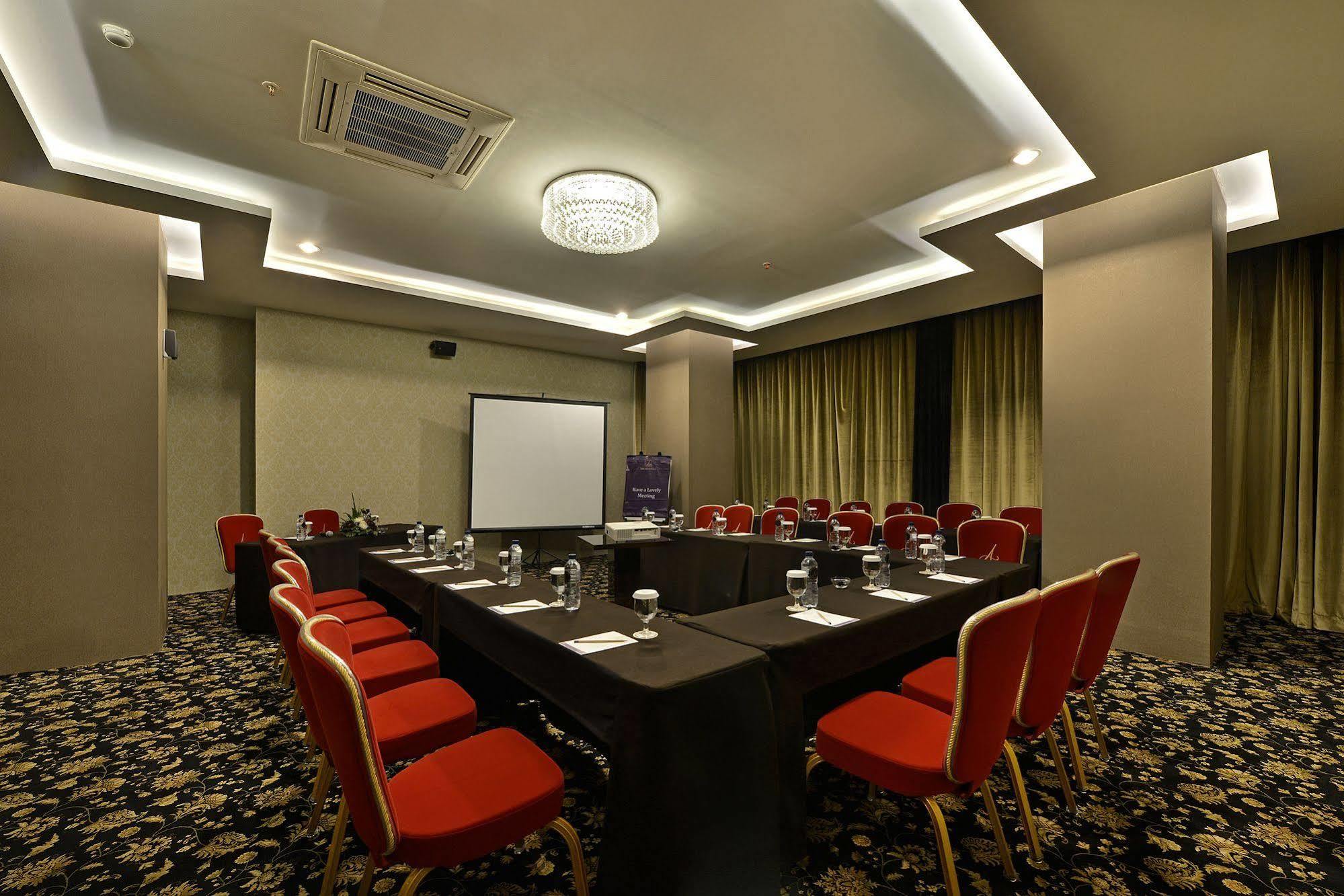 Amaroossa Grande Hotel เบกาซิ ภายนอก รูปภาพ